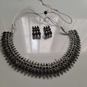 Black Oxidized Neclace With Studs