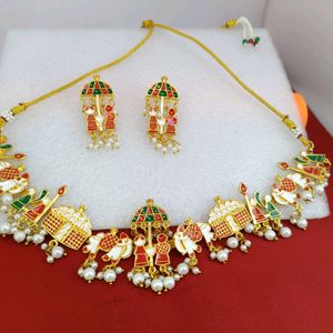 Doli necklace set