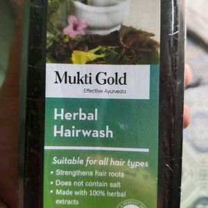 laHarbal Shampoo Without Any Hygienic Cha