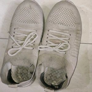 Dirty Shoe