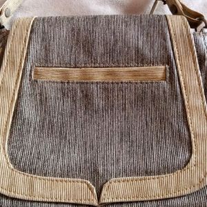 Classic sling bag