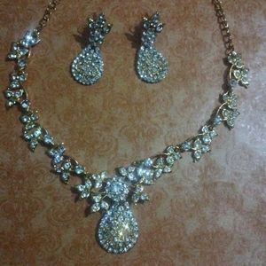 Women Jwellery Set