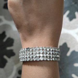 White Stone Beaded Bracelet