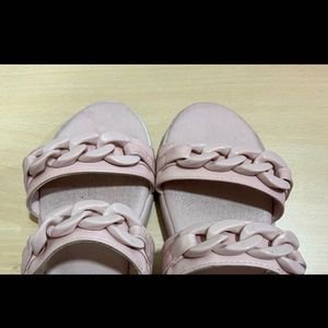 Fame Forever Beautiful Pink Sandal Size 32