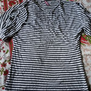 Women Causal Top