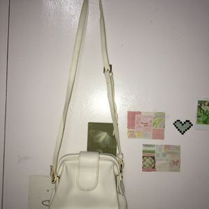 White Clutch With Adjustable Strap