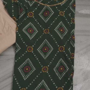 L Size Kurti Set Without Duptta