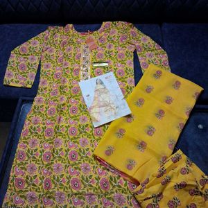 Beautiful Navakar Brand Kurti Set 36 Size L