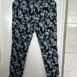 Black And Blue Printed Jeggings 32 Size