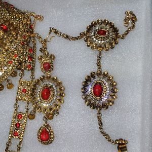 Bridal Jewellery Good Condition