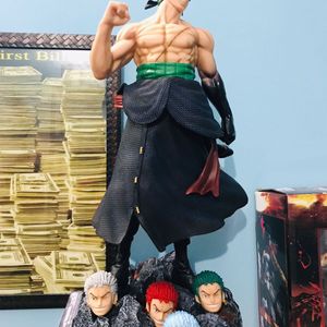 Zoro Action Figure With 4 Interchangeable Heads