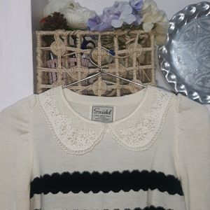 Peter Pan Collar Sweatshirt