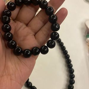 Black Beads Set