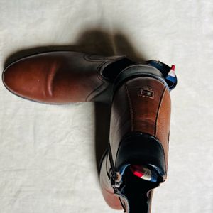 Brand New Tommy Hilfiger Chalsea Shoes For Men