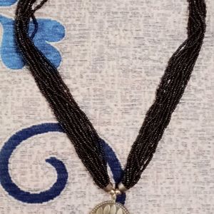 Black Colour Beads Necklace