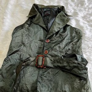 Overcoat Changing Shade