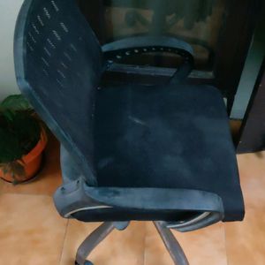 !!PRICE DROP!! Office Chair