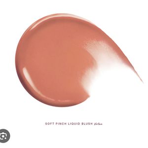 Rare Beauty Blush “Virtur”