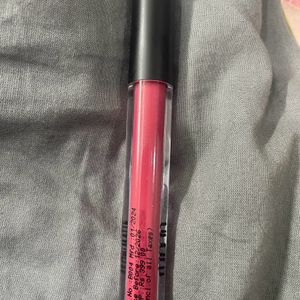 Nykaa Kajal + Lipstick