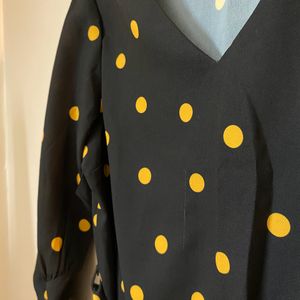 BLACK & YELLOW POLKA DOTS top (20% off on ₹)