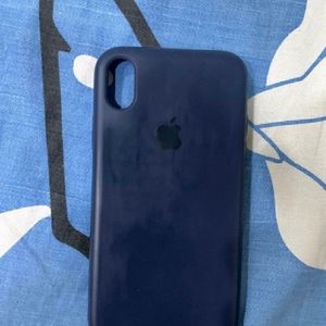 2 iPhone Xr Cases