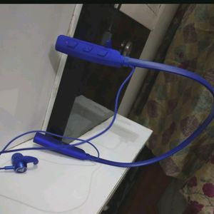 Last Day Offer. Neck Band Bluetooth Headphones