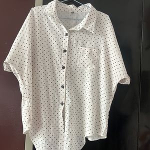 Black Dotted Halfsleev Top