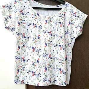 Printed Trendy Crop Top