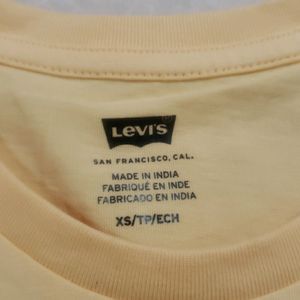 Levis Pure Cotton Tee ..