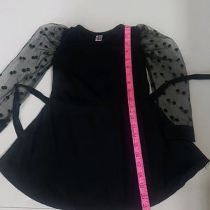 New Girls Dress With Net Sleeves