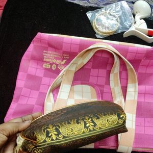 Make Up Pouch