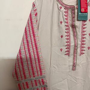 Off White Pink kurti