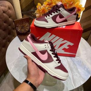 Nike Casual Sneakers