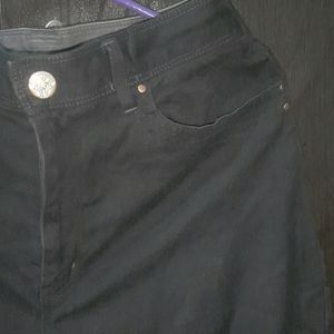 Black Straight Jeans Mid Waisted