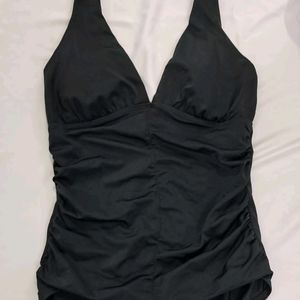 Women black ruched swimwear