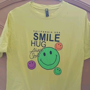 Women's Printed Smile Hug Half Sleeves Tshirt