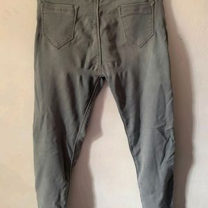 Girls/ Womens Grey Jeans