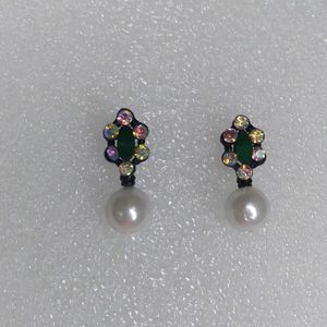 Green Stone Stud