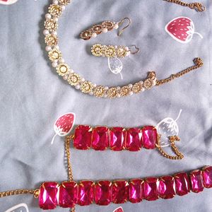 2 set of necklace  ( white & pink )