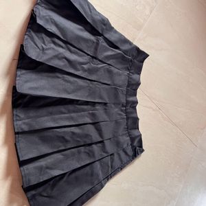 Pleated Mini Skirt/Tennis Skirt (Black)