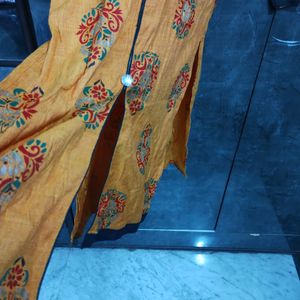 Oil Print Kurta With Full Sleeves