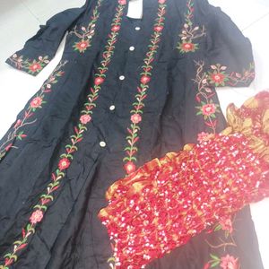 Anarkali Kurta And Dupatta By Pakiza Brand.