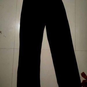 Black Straight Denim Jeans For Women