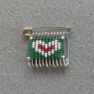 Safety pin Seed Beads Brooch