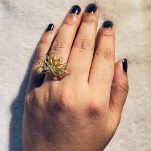 Half Flower Shape Ring