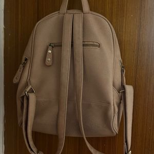 Dressberry Leather Backpack