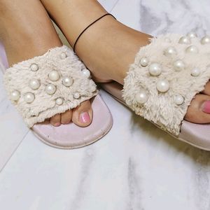 Pearl Slipper