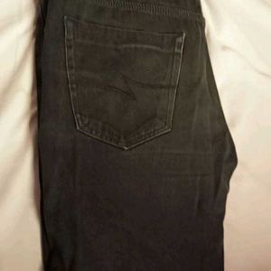 Black Straight Fit Jeans Knee Cut Jean