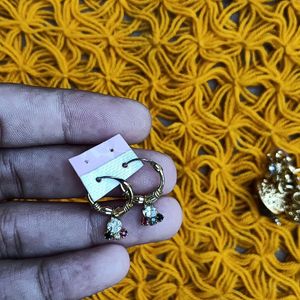 Set Of 5 Beautiful Earrings..💫