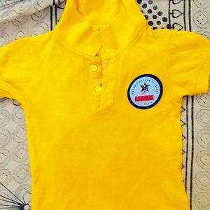 Kidzee Uniform Used One Or Two Time 20 No.